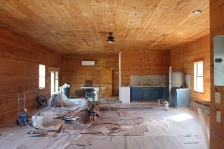 Beautiful Lodge style home - image 44