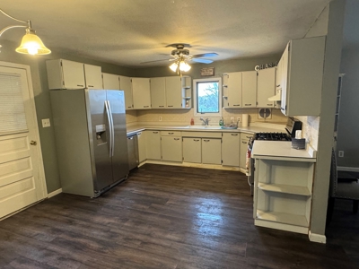 Four Bedroom Home For Sale Mullen Nebraska - image 1