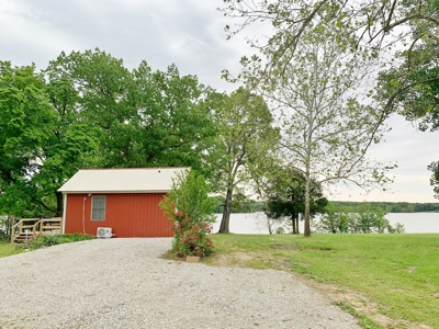 Lakefront Property For Sale on Lake Charles - image 3