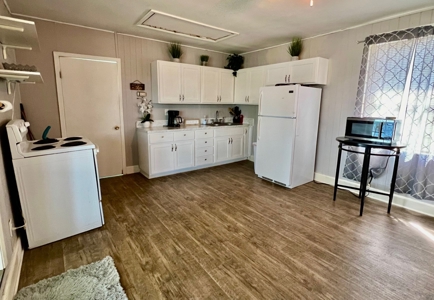 Lakefront Property For Sale on Lake Charles - image 11