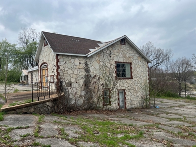 Commercial Building in town, Fulton County AR - image 2
