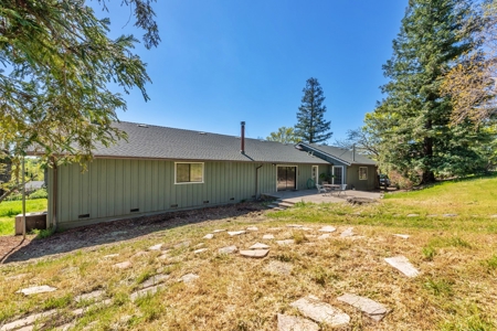Winters, California Country Homes on Small Acreage for Sale - image 35