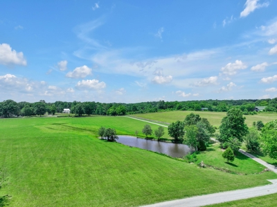 Exclusive Property with Morton Building - image 23