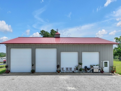 Exclusive Property with Morton Building - image 15