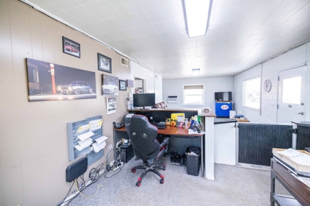 Premier Commercial  Property in Bloomington Indiana for Sale - image 20