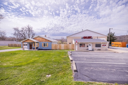 Premier Commercial  Property in Bloomington Indiana for Sale - image 4