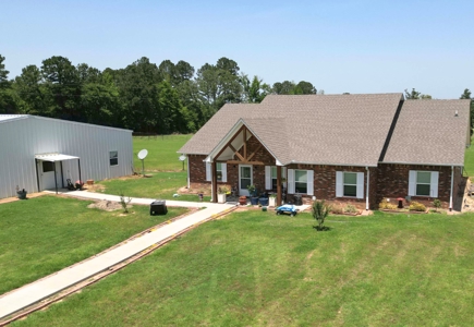 Country Home On ±90 Acres With 1200 Sqft Guest House - image 38