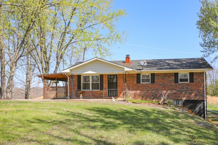 Country home for sale on Lake Cumberland in Monticello KY - image 3