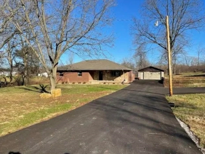 Accepted Offer near Lake Cumberland - image 2