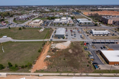 Commercial Property in Bentonville, Arkansas - image 6