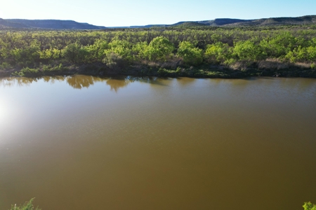 West Texas Pecos River Lake Ranch near Fort Lancaster - image 37