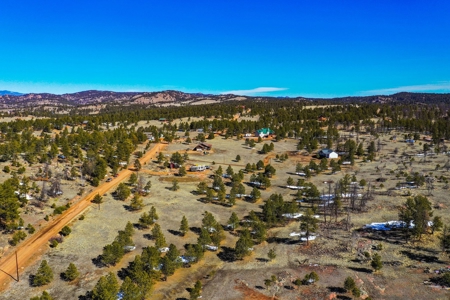 Beautiful Colorado Mountain Property with Amazing Views - image 14