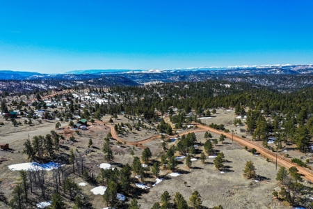 Beautiful Colorado Mountain Property with Amazing Views - image 2