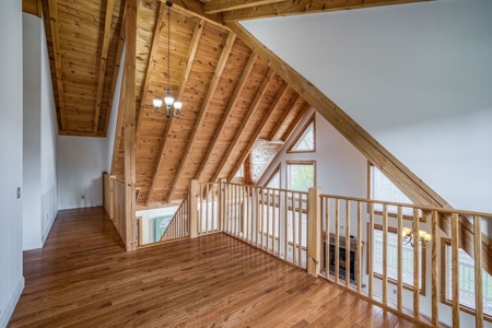 Cabin for Sale in Sugar Grove NC - image 18
