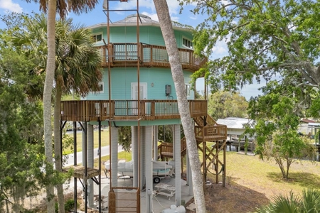 Waterfront House For Sale In Suwannee Florida!! - image 2