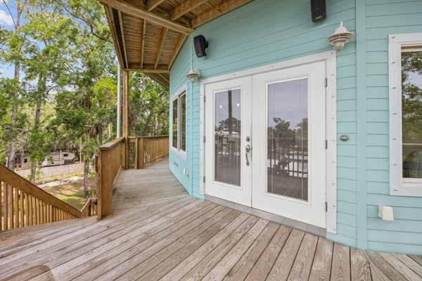Waterfront House For Sale In Suwannee Florida!!