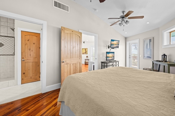 Waterfront House For Sale In Suwannee Florida!!