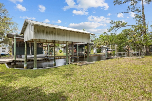 Waterfront House For Sale In Suwannee Florida!!