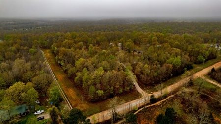Country Home and Acreage in the Southern Missouri Ozarks - image 23