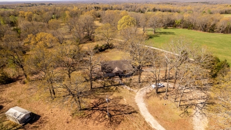 Country Home in the Southern Missouri Ozarks - image 28