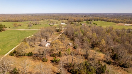 Country Home in the Southern Missouri Ozarks - image 26