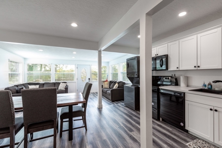 Steinhatchee Waterfront Income-Producing Home For Sale - image 15