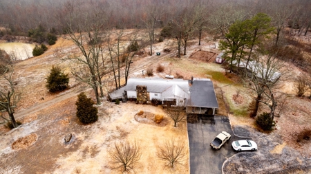 Country Home with acreage in Oregon County - image 25