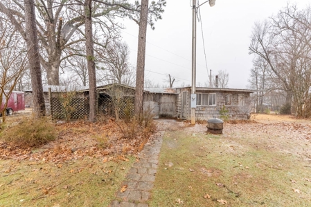 Country Home with acreage in Oregon County - image 6