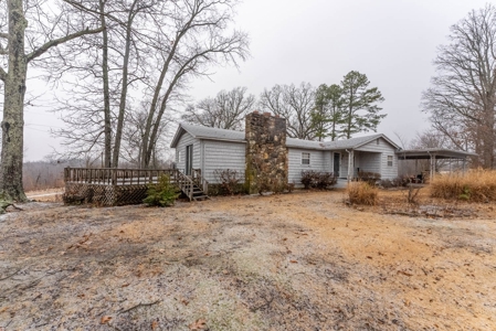 Country Home with acreage in Oregon County - image 3