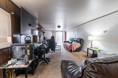 Country Home with acreage in Oregon County - image 7