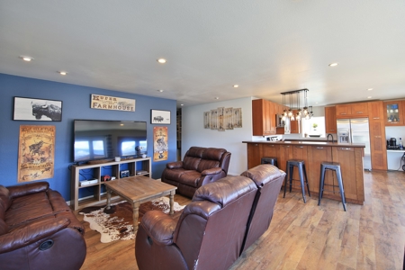Country Home For Sale in Collbran Colorado - image 5