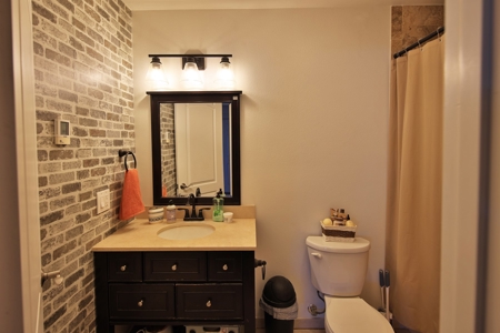 Country Home For Sale in Collbran Colorado - image 14