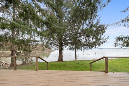 Waterfront Property in Naselle, WA For Sale - image 31