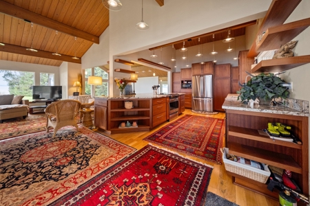 Waterfront Property in Naselle, WA For Sale - image 8