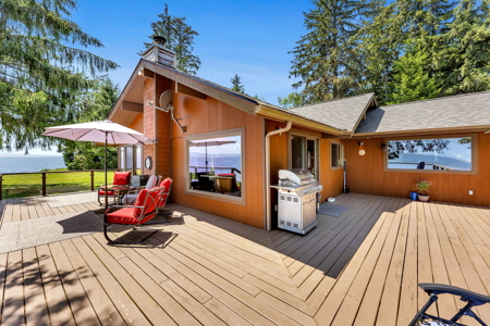 Private Columbia Riverfront Home with Stunning Panoramic Views - image 10