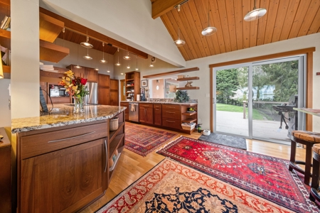 Waterfront Property in Naselle, WA For Sale - image 9