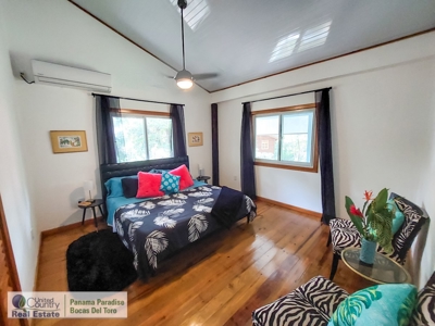 Titled Jungle Home, Carenero Island, Bocas del Toro - image 7