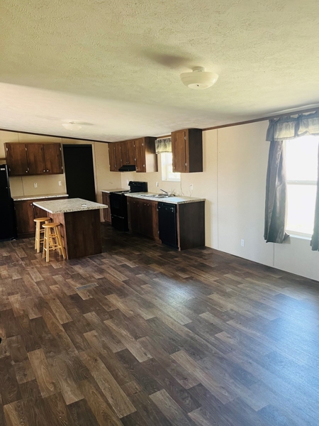 dinningroom/kitchen 