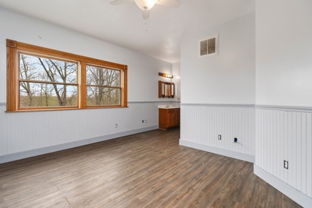 Luxurious Custom 4 Bedroom Home in Cabool Missouri for Sale - image 30