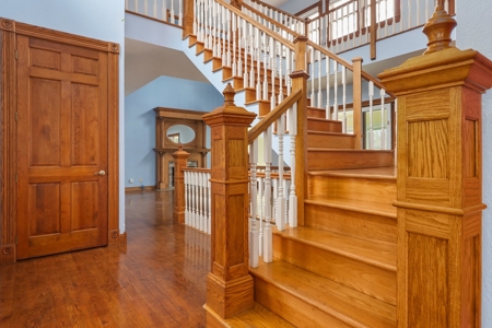 Luxurious Custom 4 Bedroom Home in Cabool Missouri for Sale - image 11