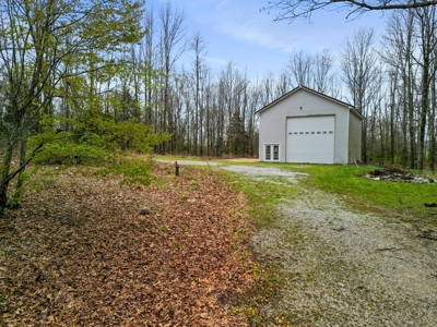 Luxurious Custom 4 Bedroom Home in Cabool Missouri for Sale - image 35