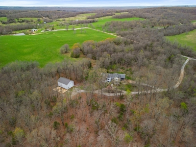 Luxurious Custom 4 Bedroom Home in Cabool Missouri for Sale - image 39