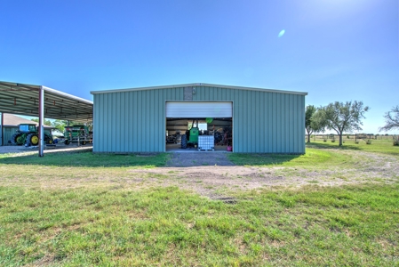 240 Acres in San Patricio County, TX - image 4