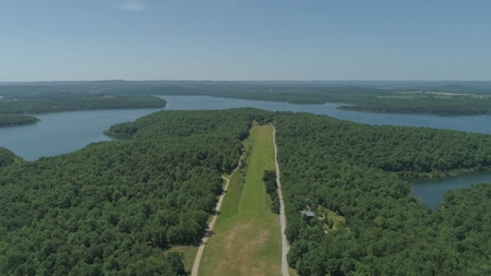 Lot 15 in Landings North Subdivision on Bull Shoals Lake - image 13