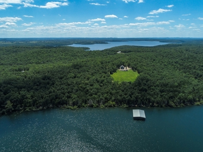 Lot 4 in Landings North Subdivision on Bull Shoals Lake - image 10