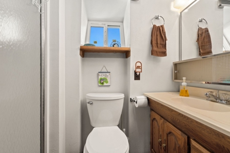 Great Getaway Cabin! - image 16