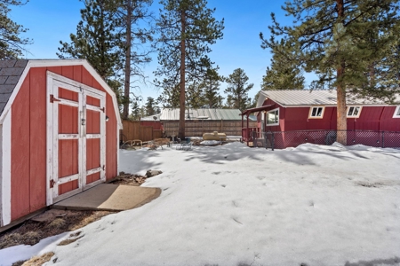 Great Getaway Cabin! - image 22