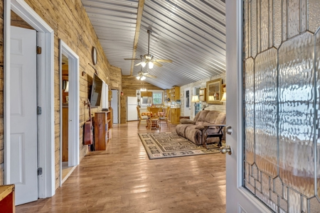 Country Home for Sale in Lewis County, Tennessee - image 7