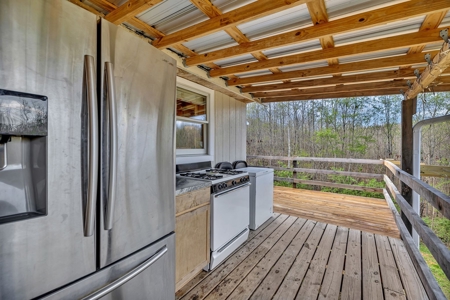 Country Home for Sale in Lewis County, Tennessee - image 5