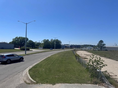 1.3 Acres for Sale in Gulfport, MS - image 3